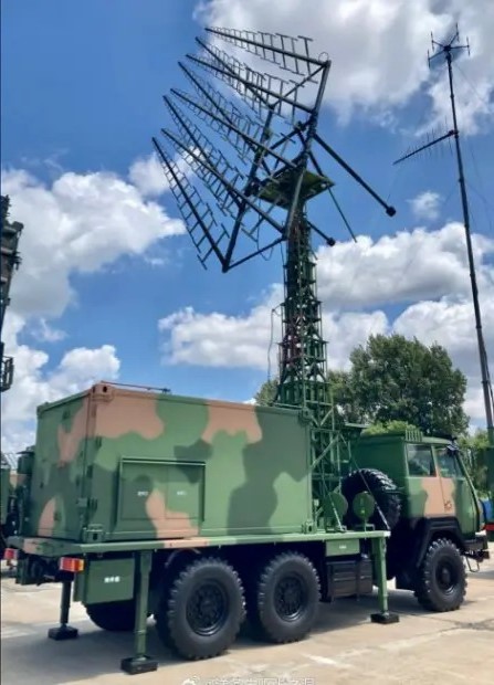 RCT195B Chinese EW System (B)